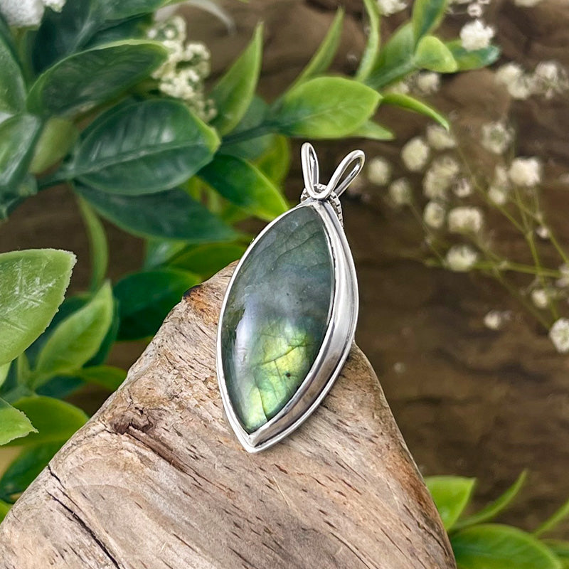 Reversible Marquise Northern Lights Labradorite Pendant No. 1 - Silver Pendant   7290 - handmade by Beth Millner Jewelry