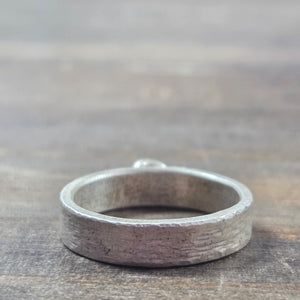 Textured Round Accent Silver Ring Size 7.5 - Ring   9633 - handmade by Beth Millner Jewelry